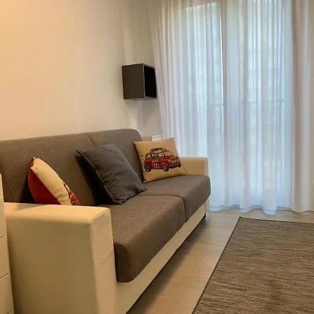 Apartamento Trilocale In Zona Bocconi/navigli *